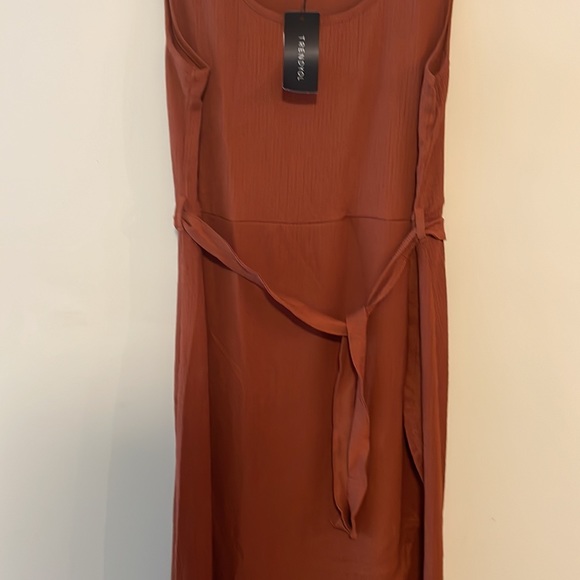 Trendyol Curve l Wrapover Dress - Picture 3 of 5